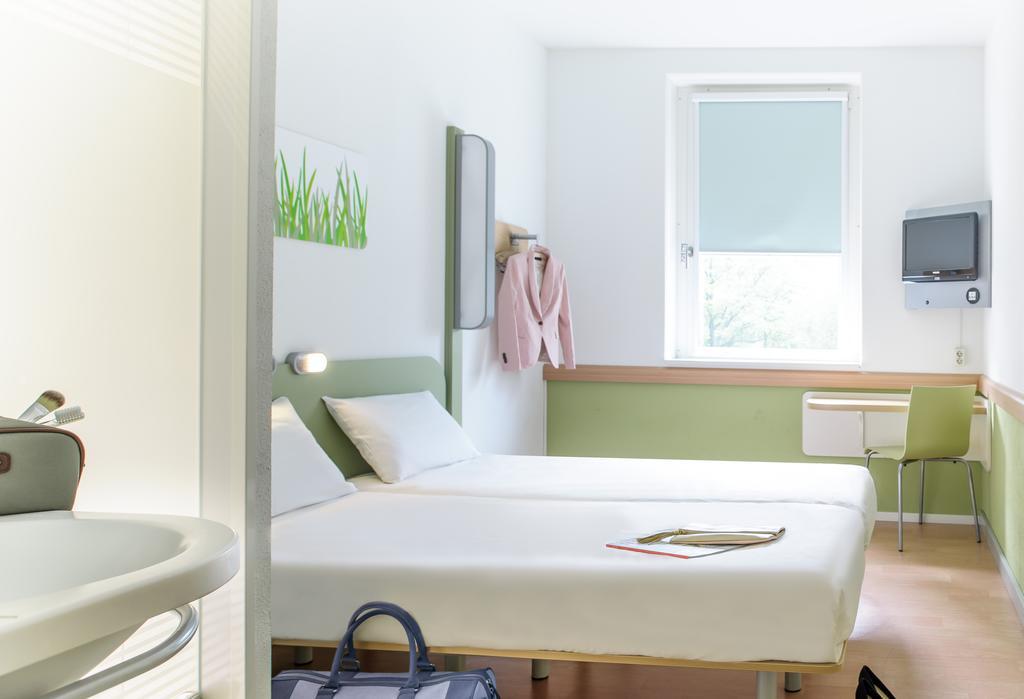 Ibis Budget Basel Pratteln Exterior photo